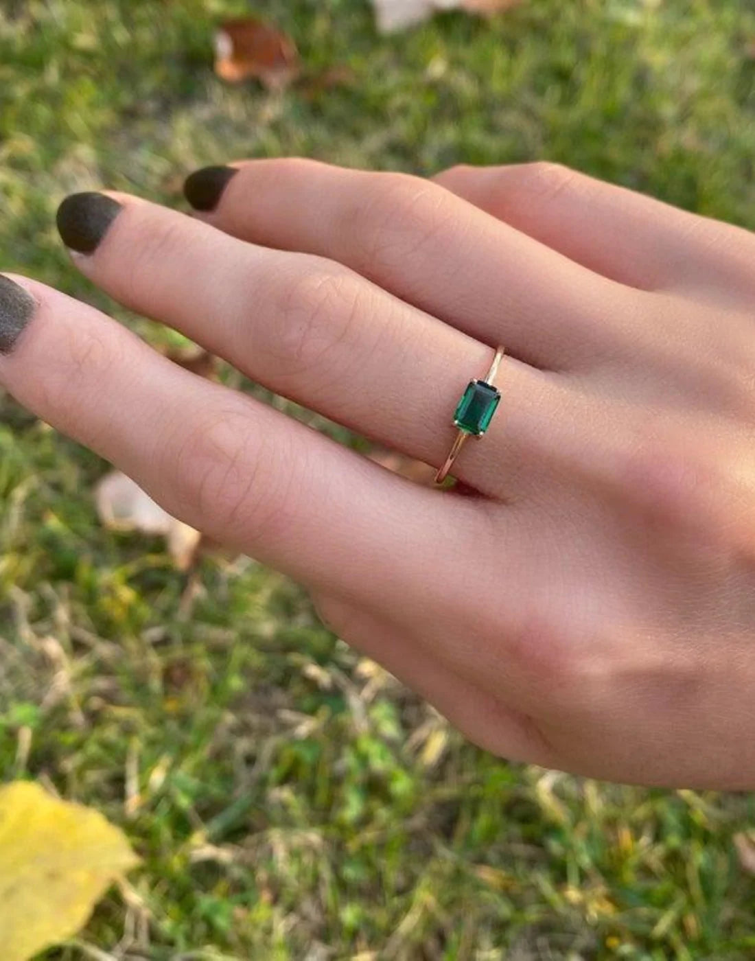 Minimalist Emerald Ring – 925 Sterling Silver Ring